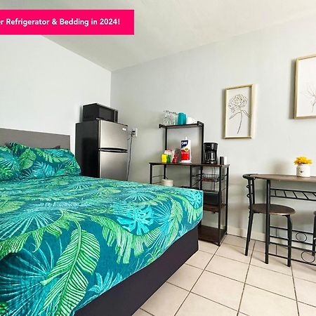 2 Bed Cottage With Pool, Close To Beach! Bbq Grills & Patio Форт Майерс Экстерьер фото