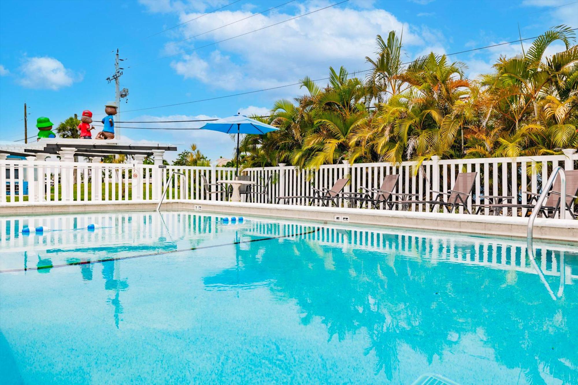2 Bed Cottage With Pool, Close To Beach! Bbq Grills & Patio Форт Майерс Экстерьер фото